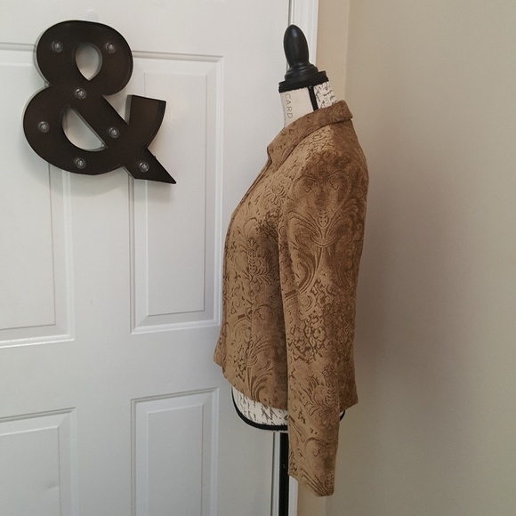 Jacket/Coat - Picture 4 of 7